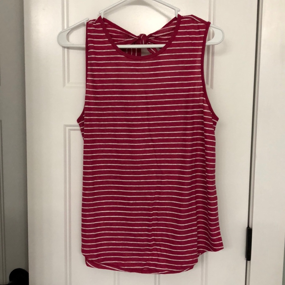 💜NWT Linen blend tank with knotted neck detail